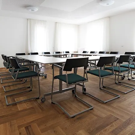 Grosch Brauhotel & 3* Rödental